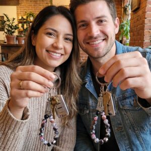 (ZT4)   Shu Doğal Taş Anahtarlık